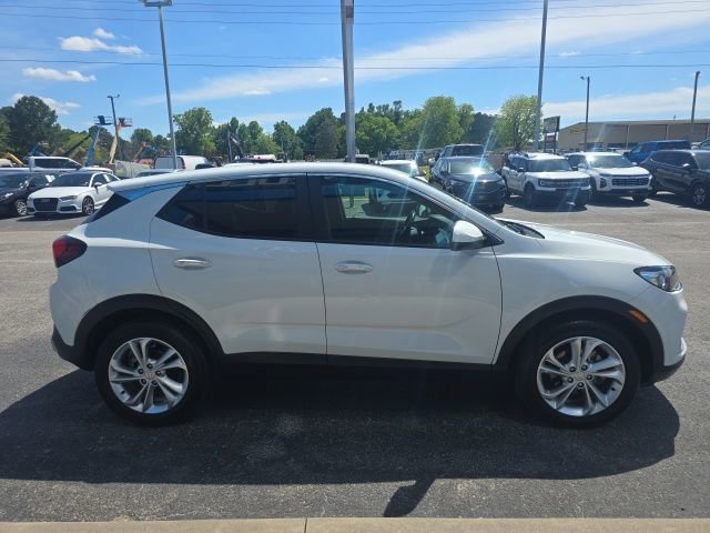 Used 2023 Buick Encore GX Preferred w/ Cold Weather Comfort Package FWD image 6