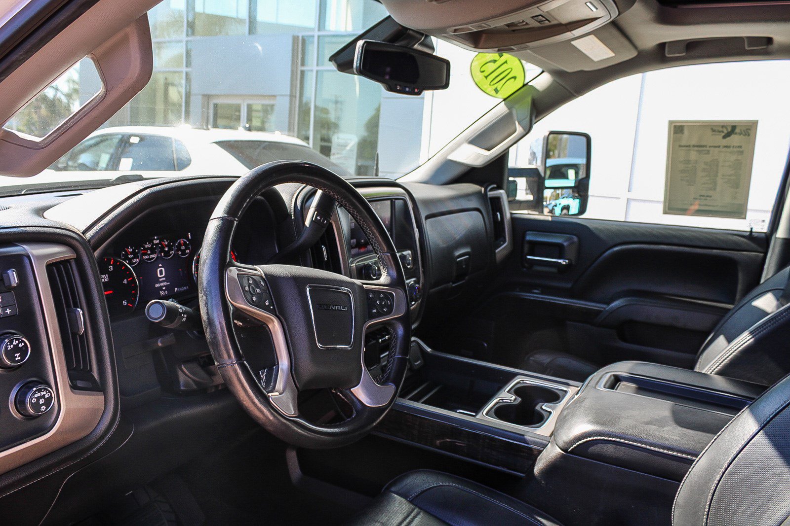 Used 2015 GMC Sierra 2500 Denali w/ Duramax Plus Package AWD/4WD image 19