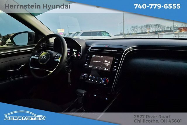 Used 2023 Hyundai Tucson SE image 24