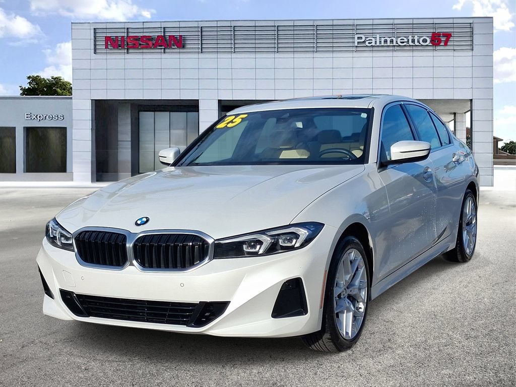 Used 2025 BMW 330i Sedan RWD image 3