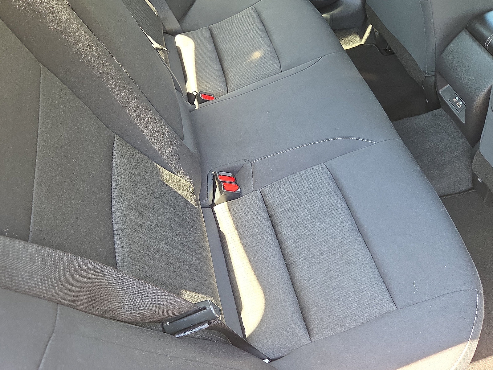 Used 2025 Nissan Altima 2.5 SV FWD image 20