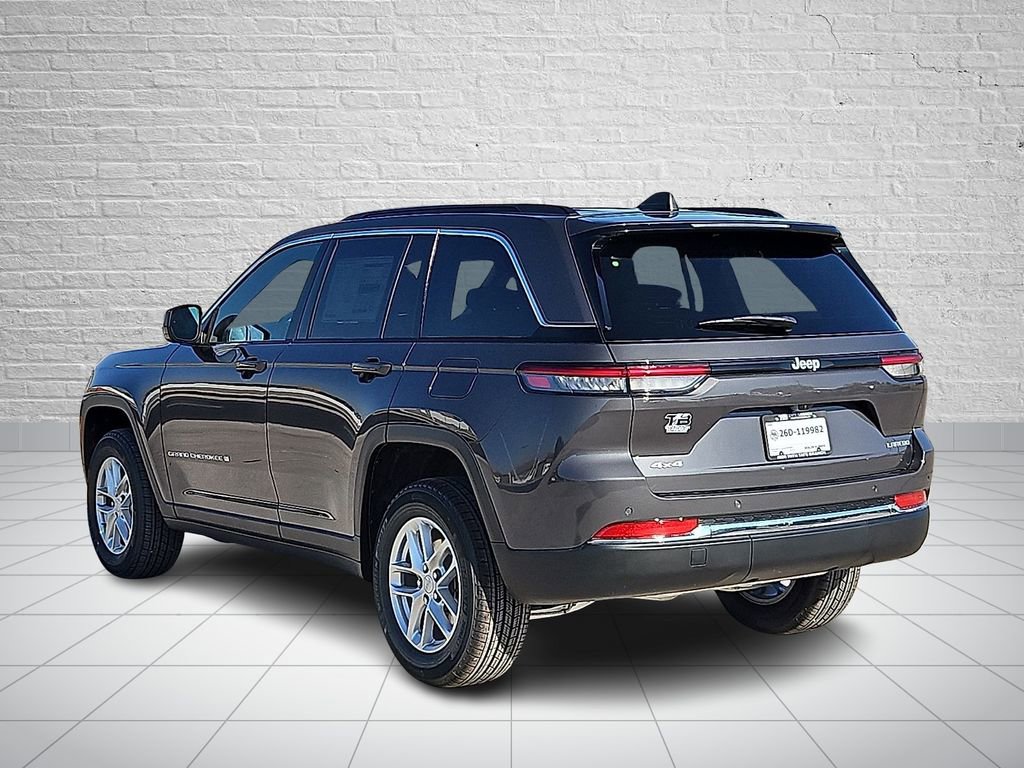 New 2026 Jeep Grand Cherokee Laredo AWD/4WD image 3