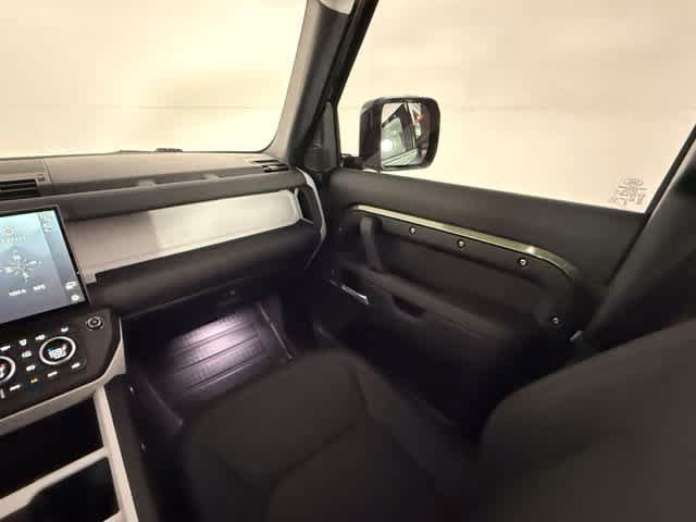 New 2026 Land Rover Defender 110 S AWD/4WD image 19