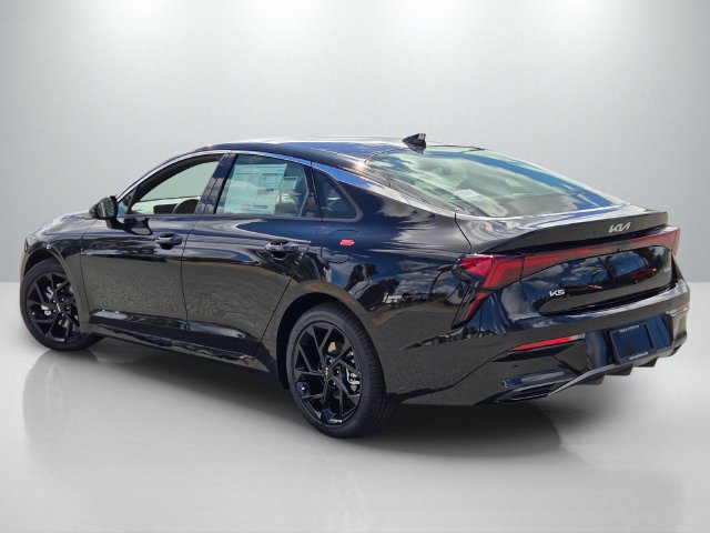 New 2027 Kia K5 GT-Line FWD image 6