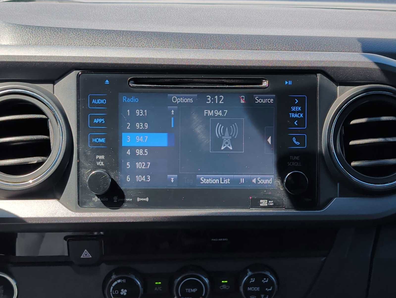 Used 2018 Toyota Tacoma TRD Sport RWD image 12