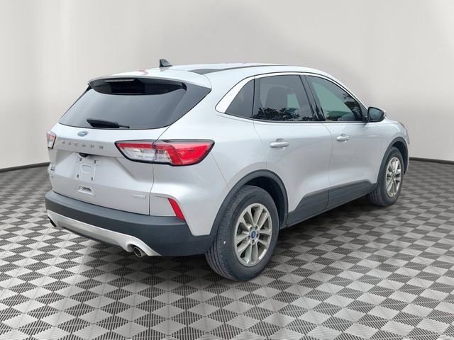 Used 2020 Ford Escape SE FWD image 2