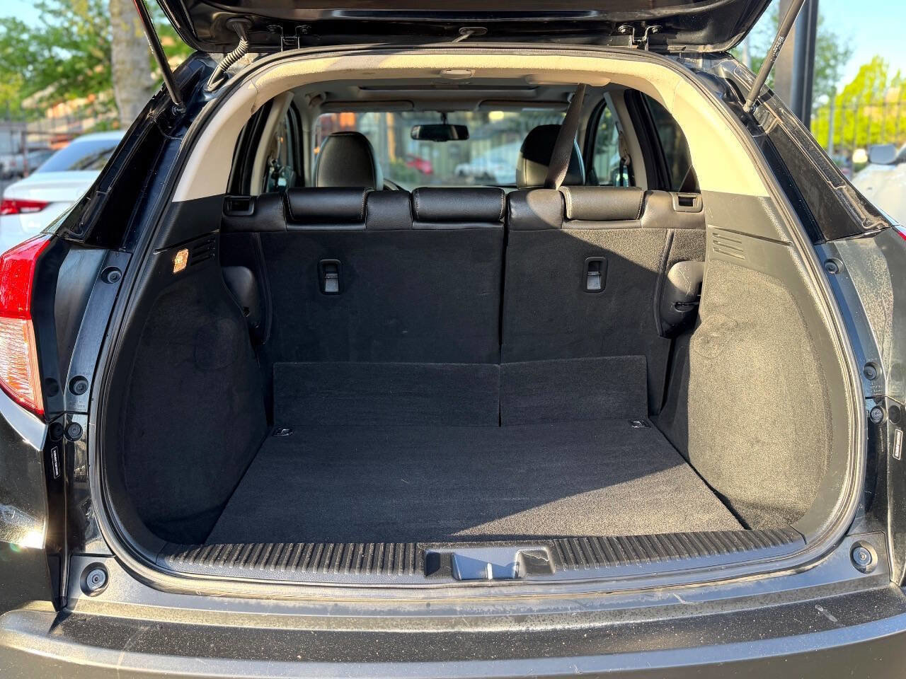 Used 2016 Honda HR-V EX image 15