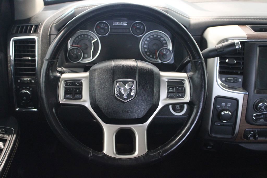 Used 2014 RAM 2500 Laramie w/ Black Appearance Group AWD/4WD image 25