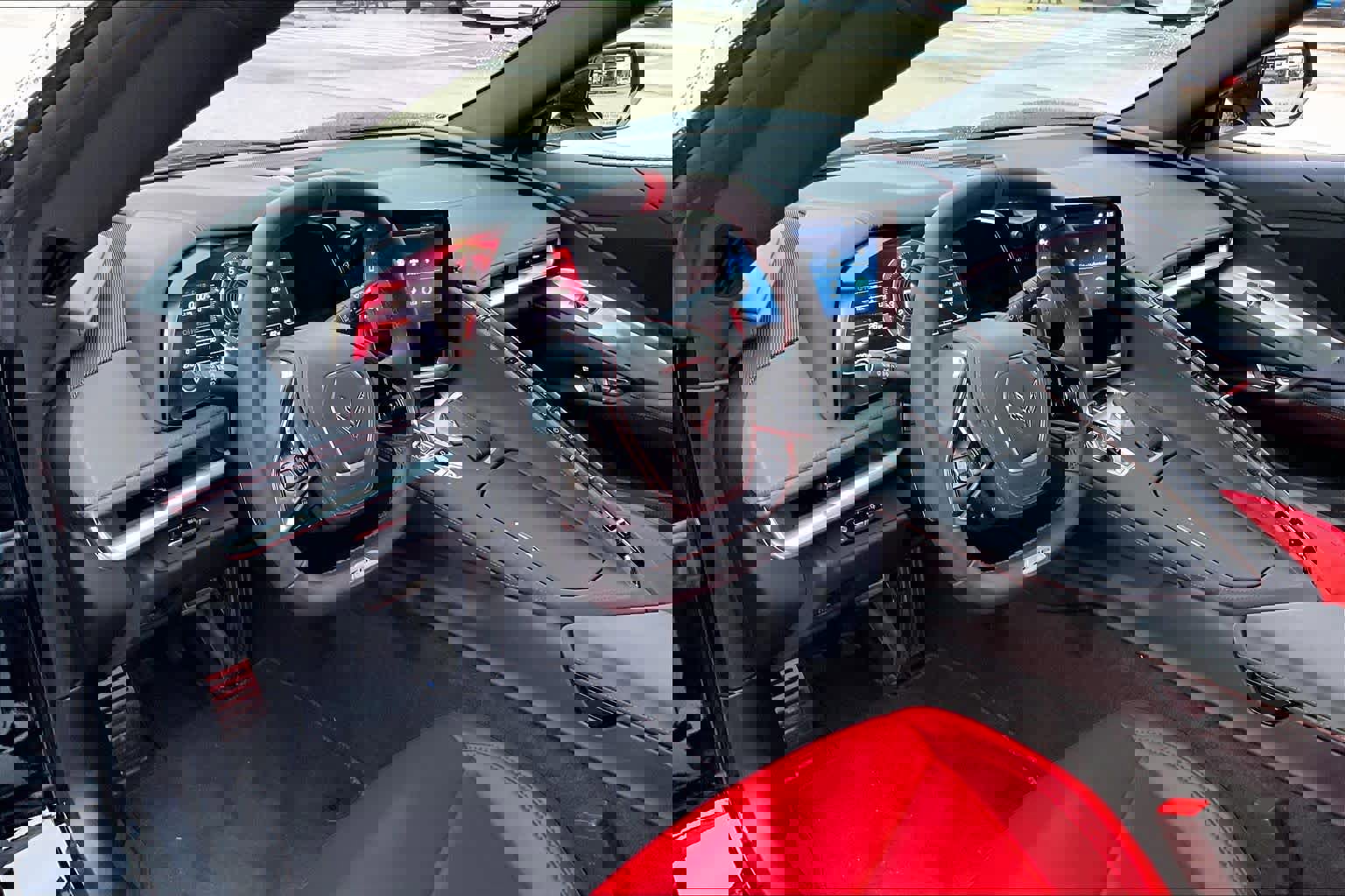 Certified 2025 Chevrolet Corvette Z06 image 16