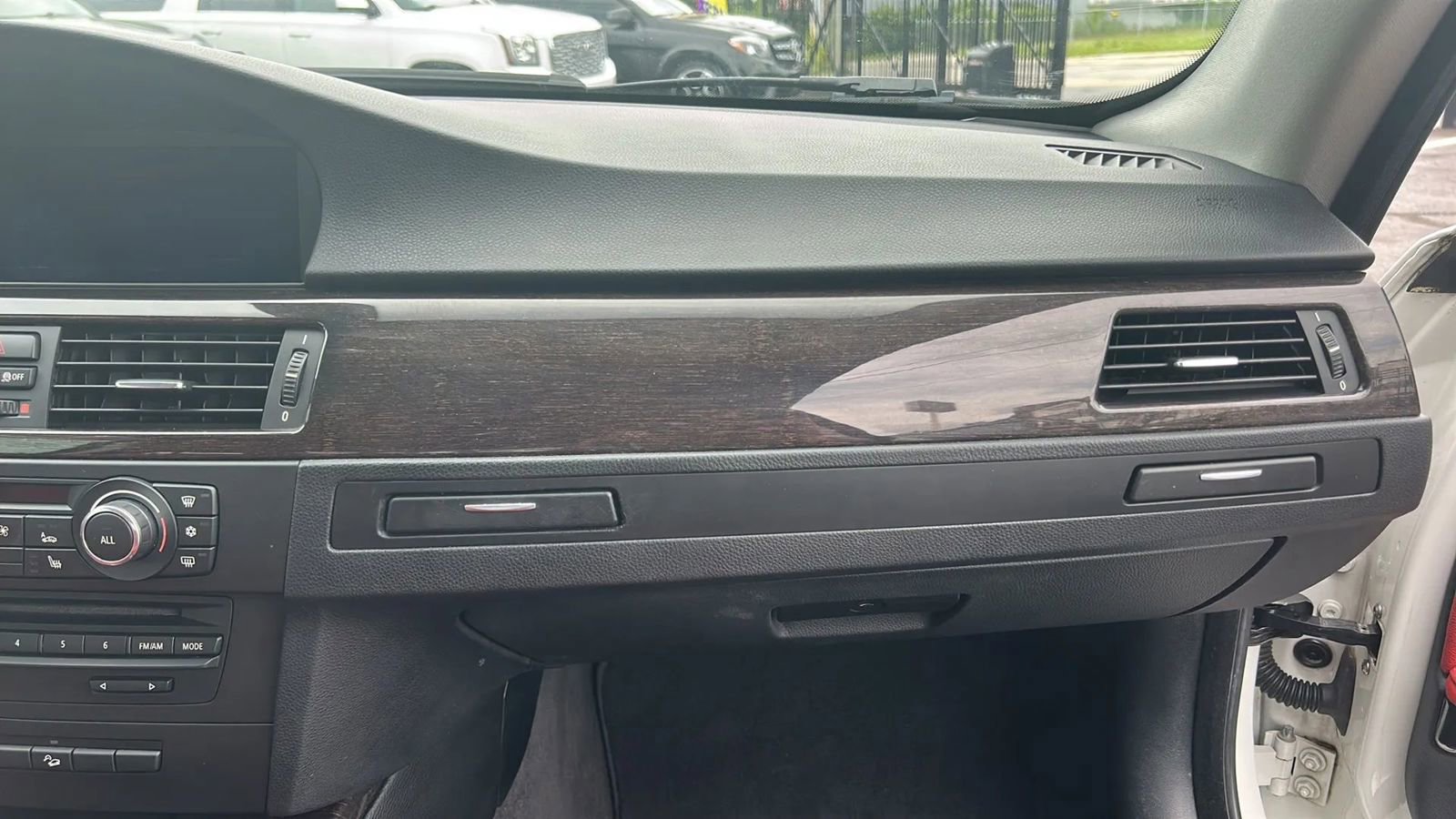 Used 2012 BMW 328i xDrive Coupe w/ Premium Pkg image 32