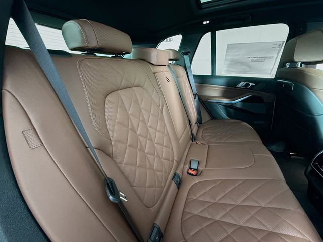 Used 2026 BMW X5 xDrive50e AWD/4WD image 29