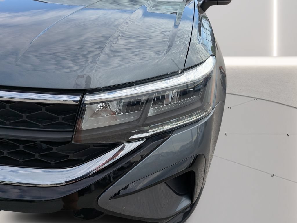 Certified 2023 Volkswagen Taos S FWD image 7