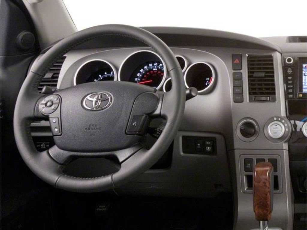 Used 2013 Toyota Tundra 4x4 Double Cab image 4