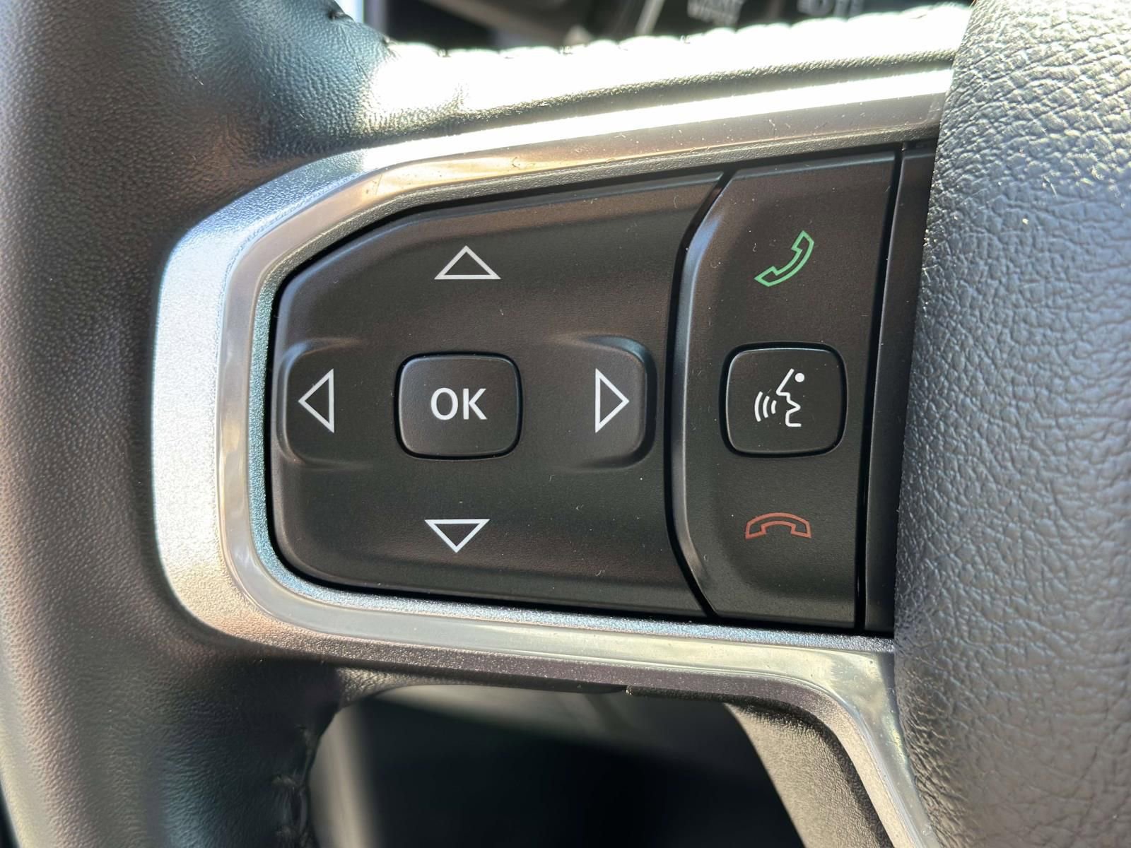 Used 2023 RAM 1500 Laramie AWD/4WD image 14