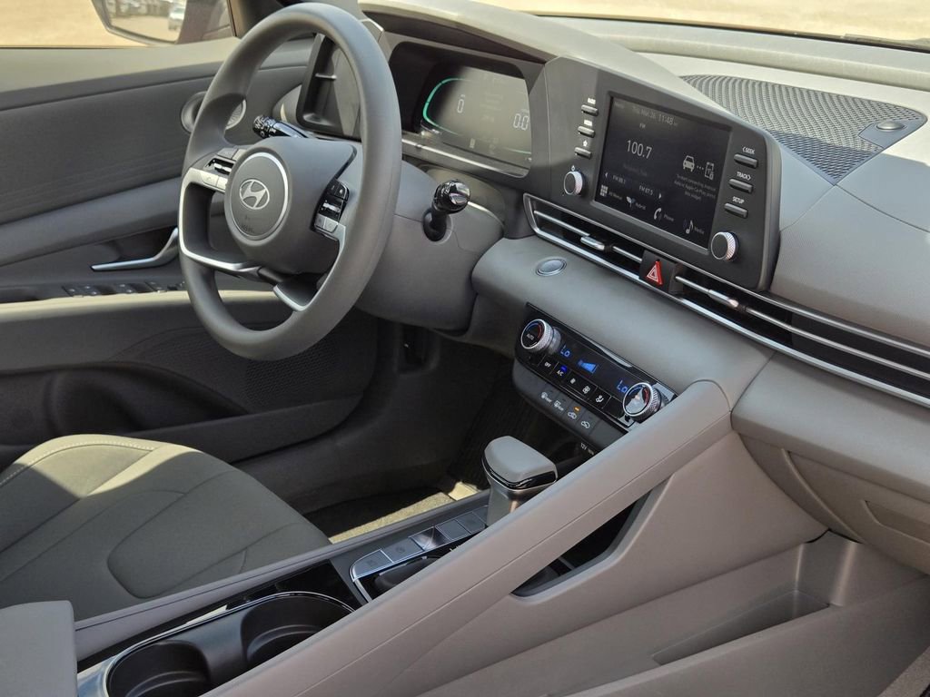 New 2026 Hyundai Elantra Blue FWD image 8
