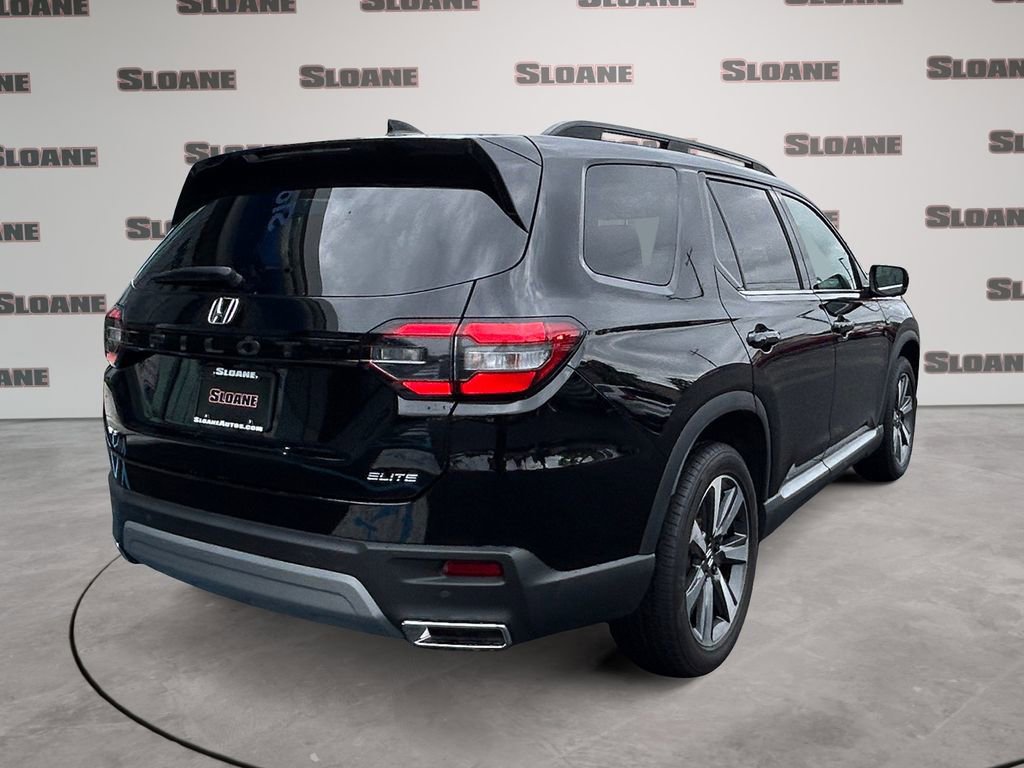 Used 2025 Honda Pilot Elite image 5