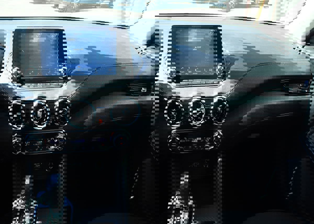 Used 2021 Nissan Sentra SV image 44