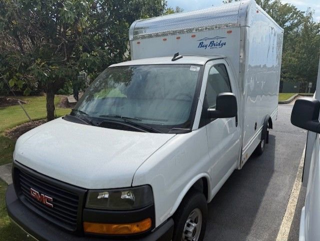 New 2025 GMC Savana 3500 w/ Power Convenience Package