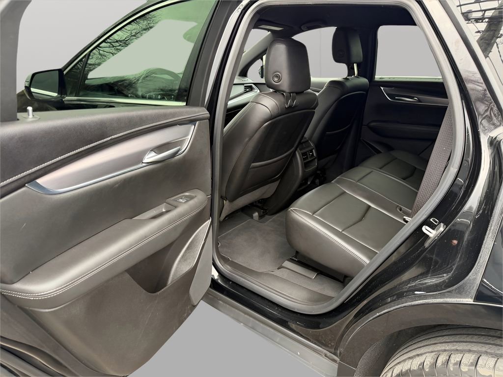 Used 2023 Cadillac XT5 Luxury image 29