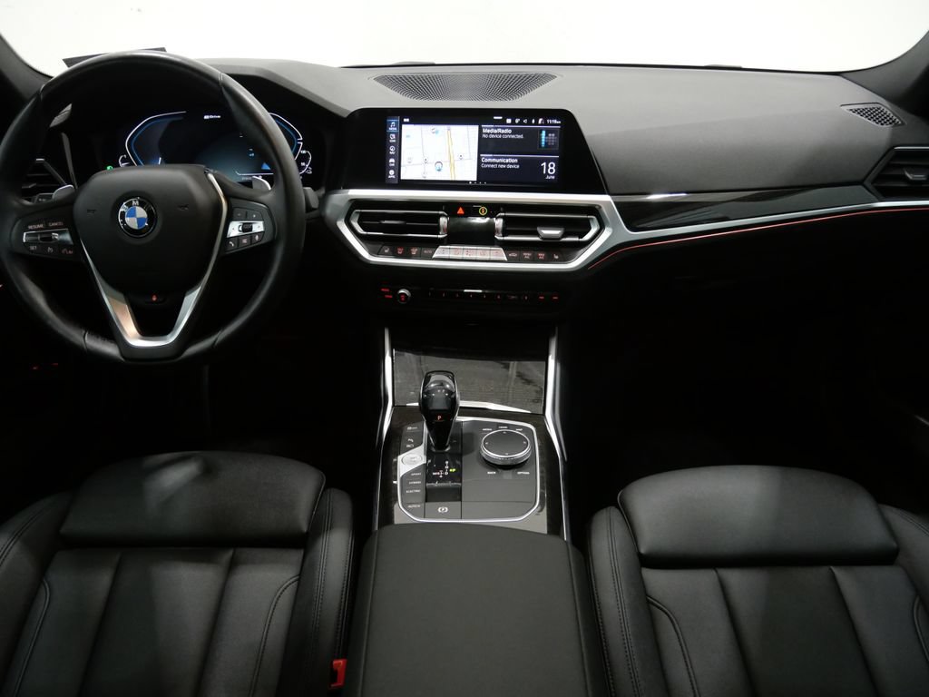 Used 2021 BMW 330e xDrive w/ Premium Package AWD/4WD image 10