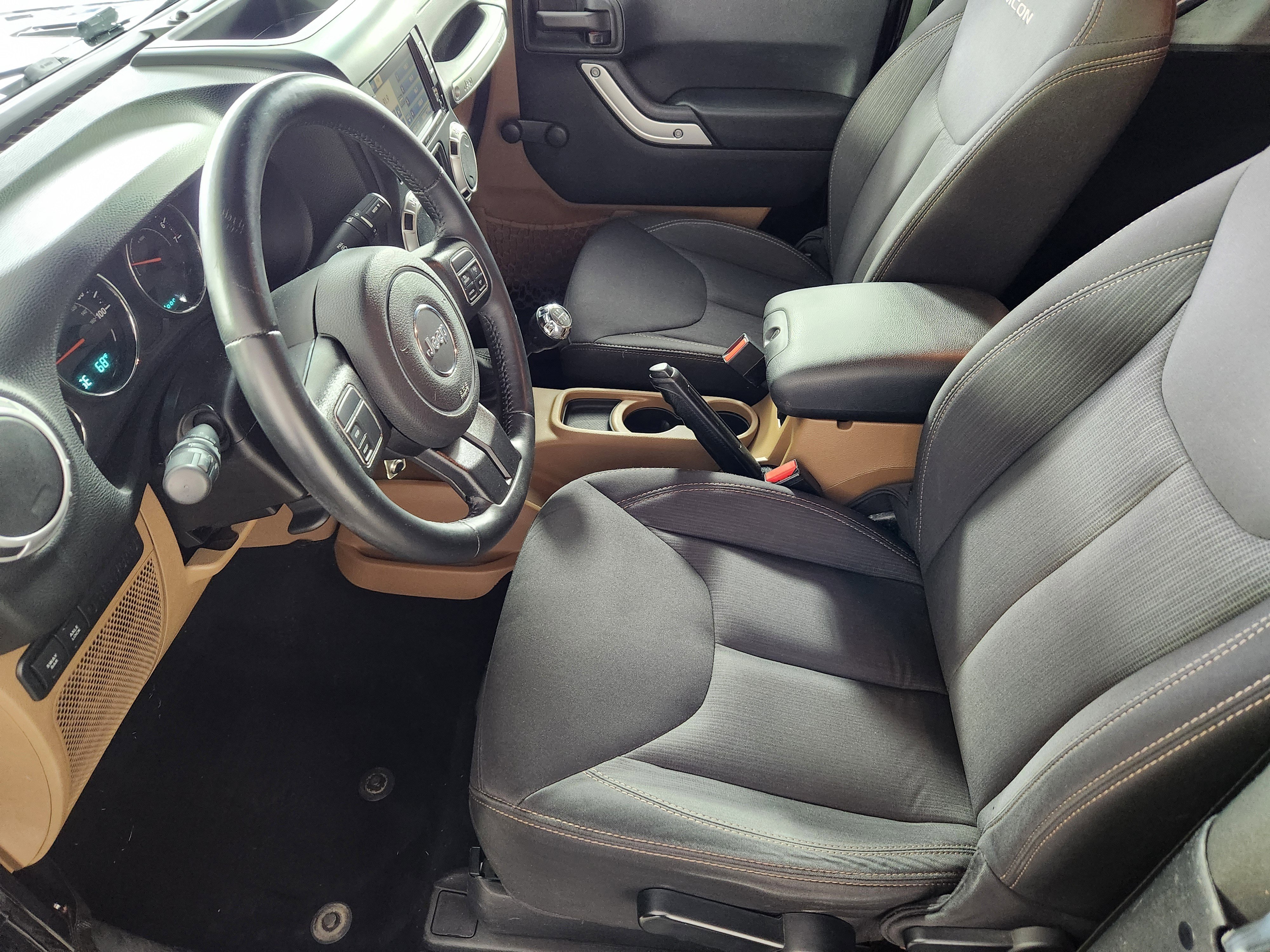 Used 2014 Jeep Wrangler Rubicon image 11