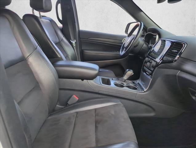 Used 2020 Jeep Grand Cherokee Altitude image 24