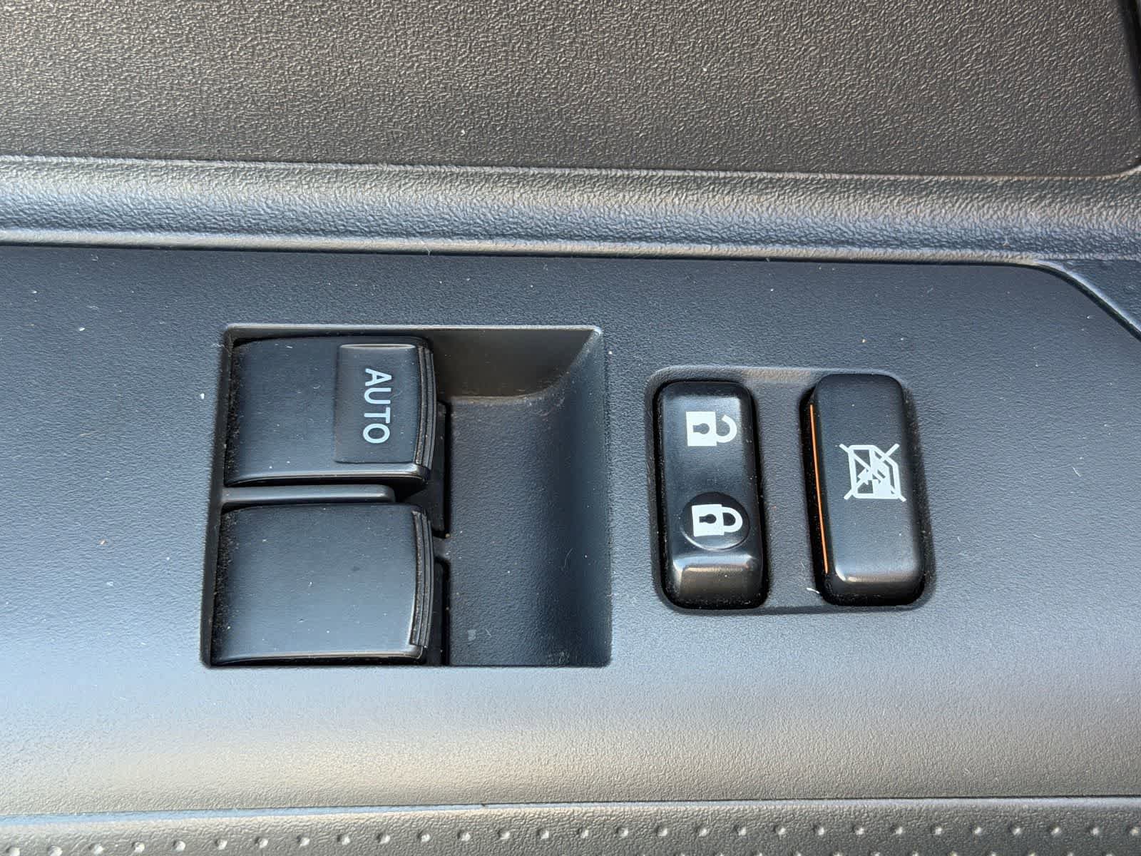 Used 2014 Toyota FJ Cruiser 4WD w/ Convenience Package image 13