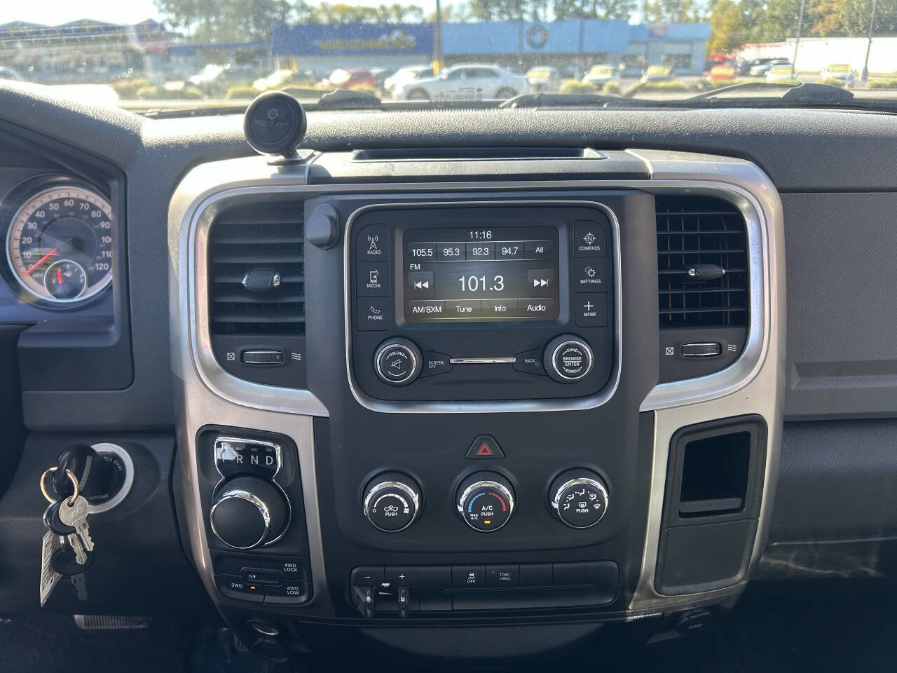 Used 2018 RAM 1500 Classic SLT image 13