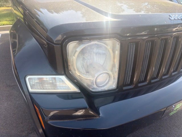 Used 2010 Jeep Liberty Sport AWD/4WD image 4