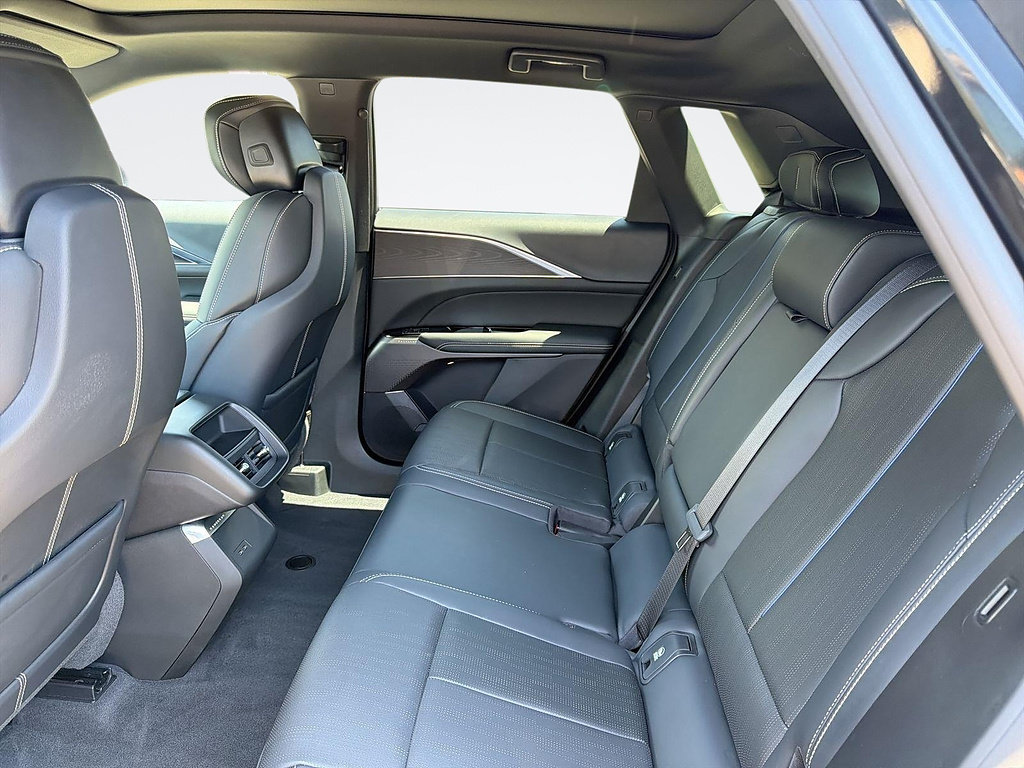 Certified 2024 Cadillac Lyriq Luxury RWD image 24