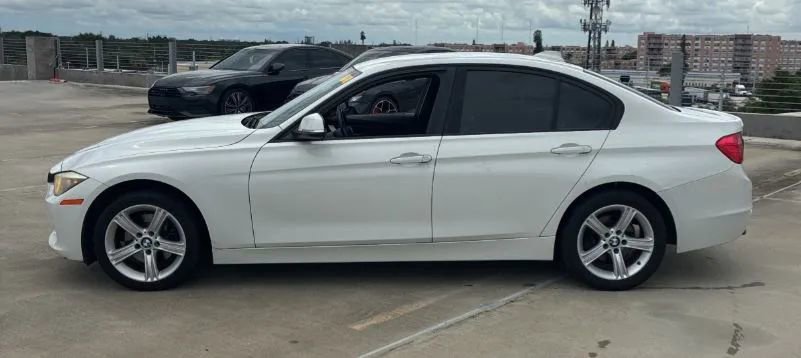Used 2012 BMW 328i Sedan image 2