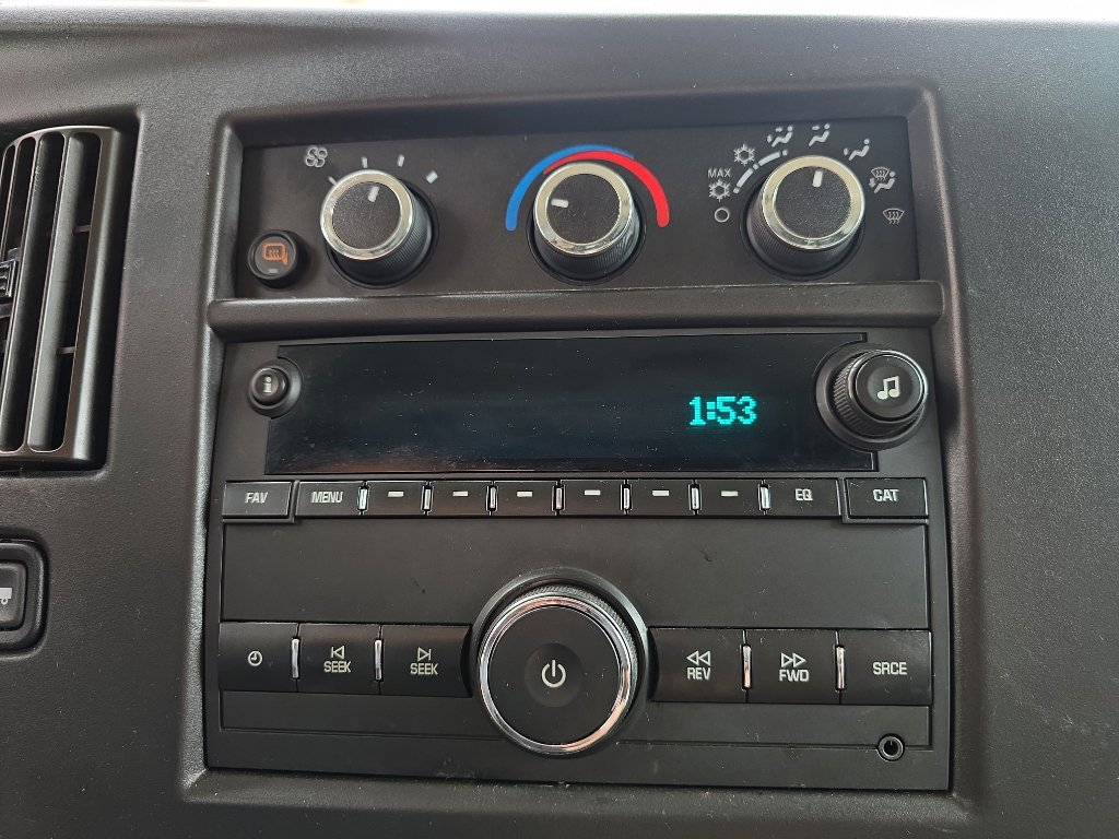 Used 2021 Chevrolet Express 2500 w/ Driver Convenience Package image 15