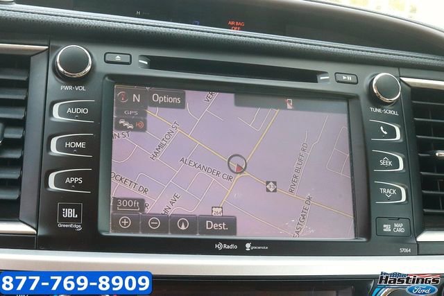 Used 2015 Toyota Highlander Limited w/ Driver Technology Package FWD image 31