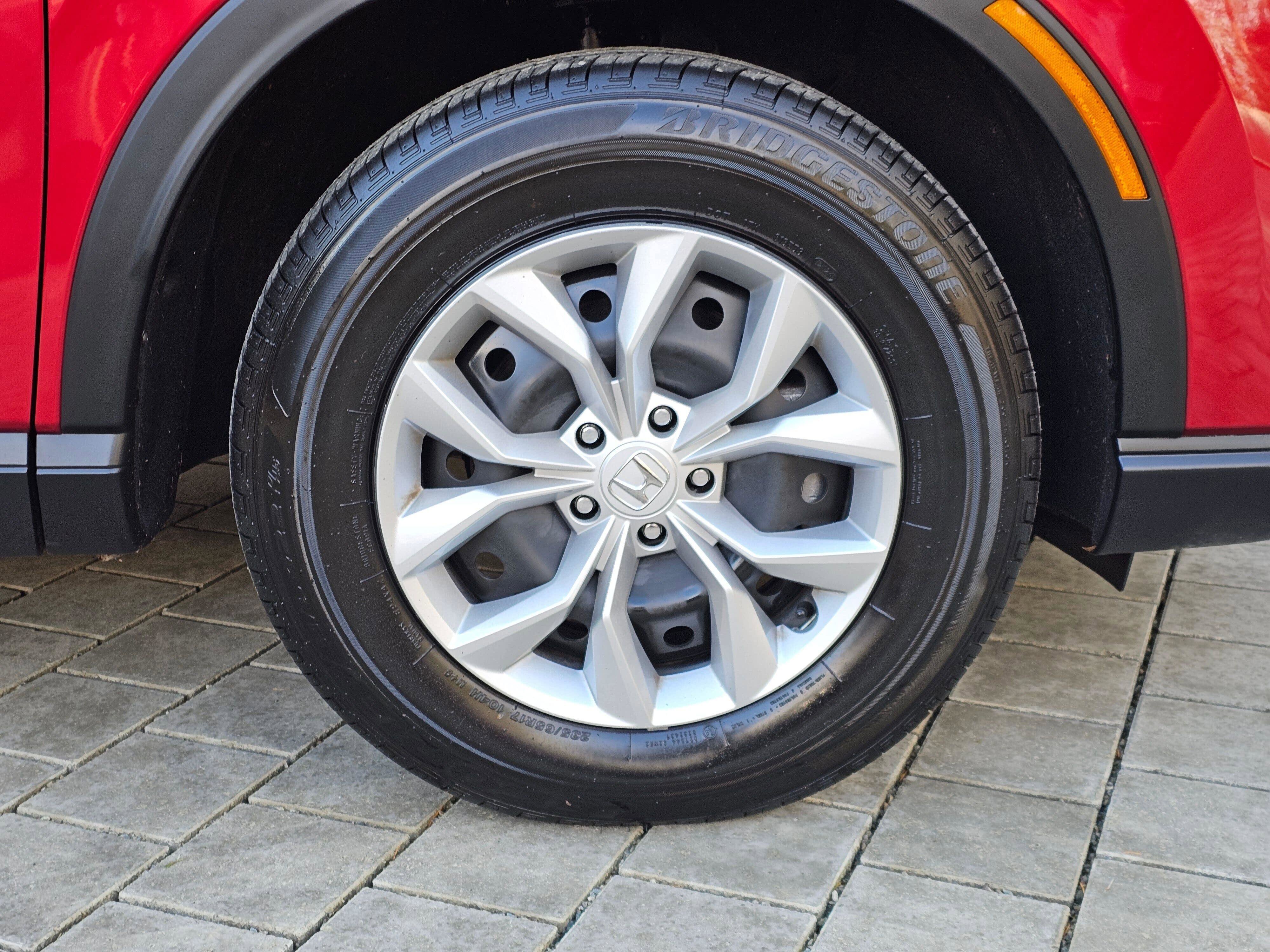 Certified 2025 Honda CR-V LX image 9