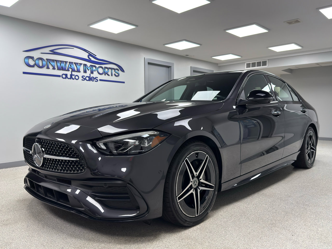 Used 2023 Mercedes-Benz C 300 4MATIC Sedan image 1