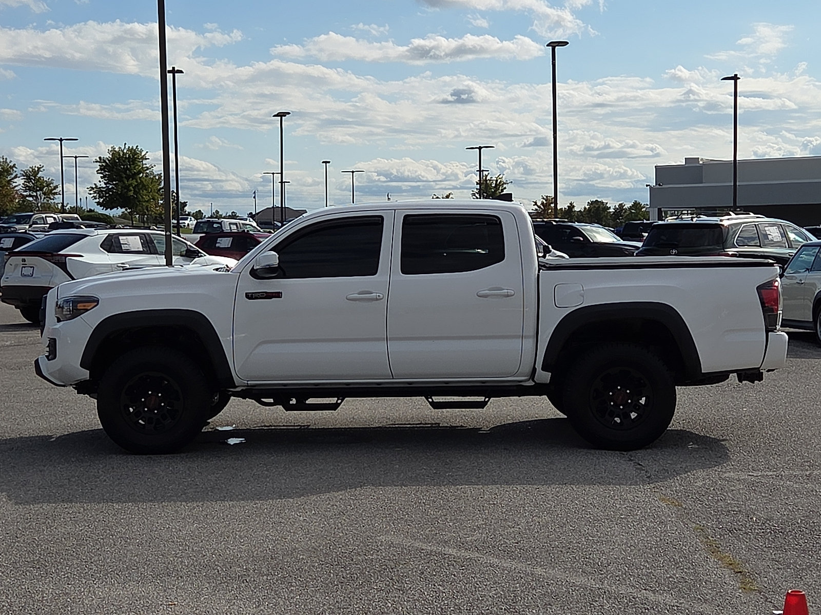 Used 2019 Toyota Tacoma TRD Pro AWD/4WD image 3