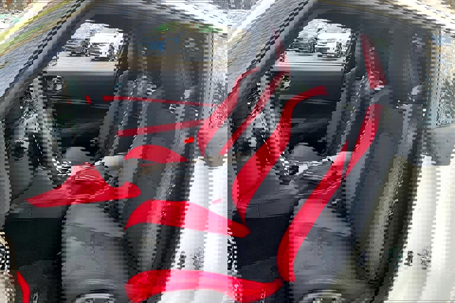 Used 2026 Nissan Z Performance w/ Floor Mat Package image 6