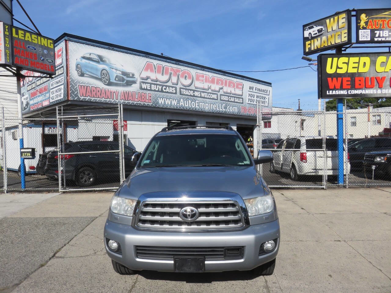 Used 2016 Toyota Sequoia Platinum image 5