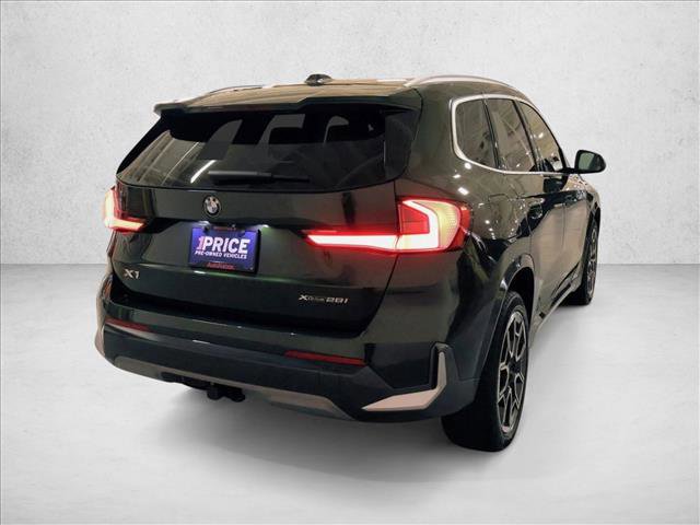 Used 2025 BMW X1 xDrive28i w/ Technology Package image 5