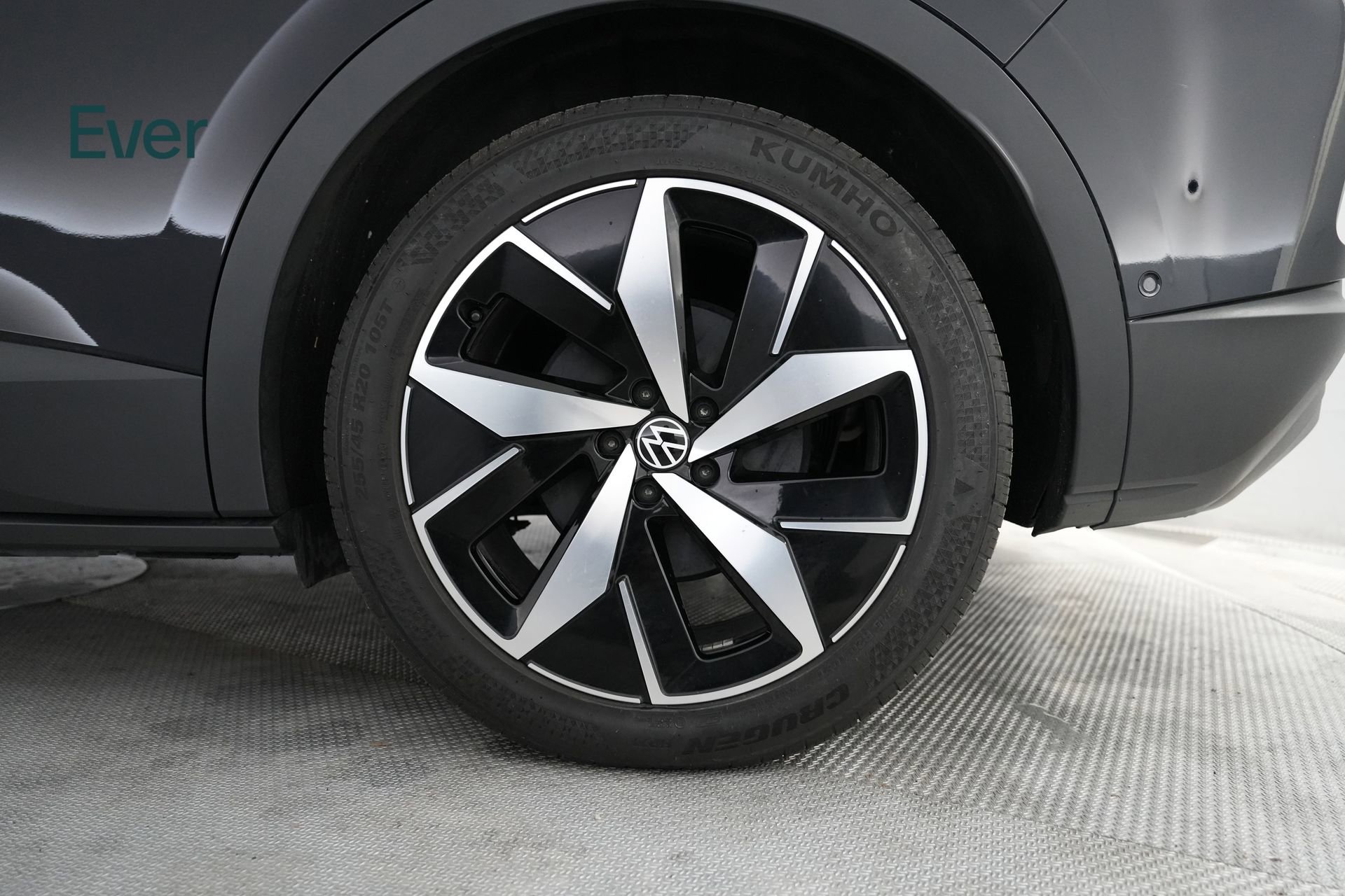 Used 2023 Volkswagen ID.4 Pro S image 9