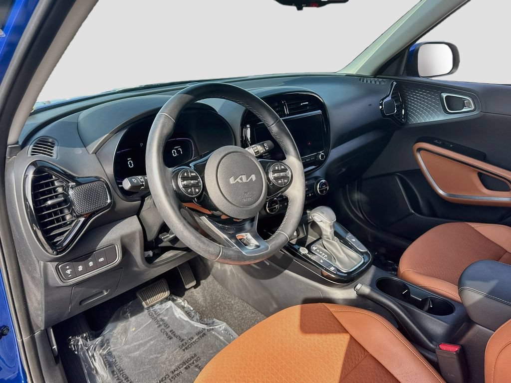 Certified 2024 Kia Soul EX w/ Option Group 015 FWD image 9