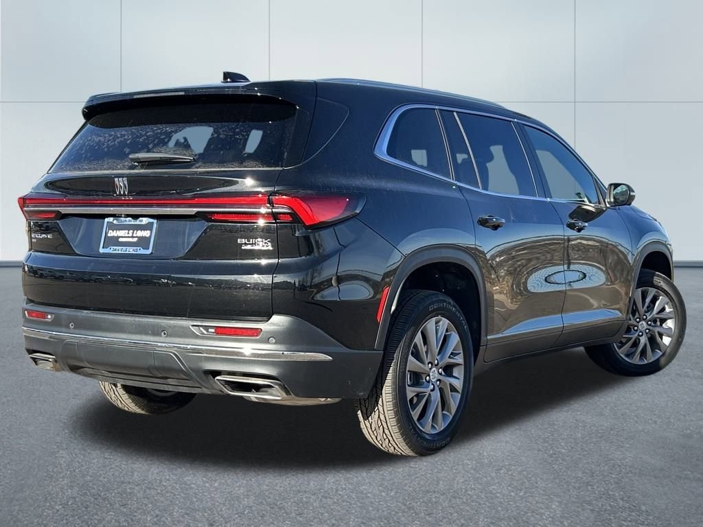 Used 2025 Buick Enclave Preferred image 2