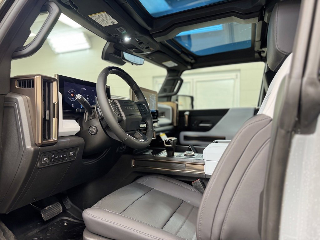 New 2025 GMC Hummer EV 2X w/ LPO, Sport Package image 13