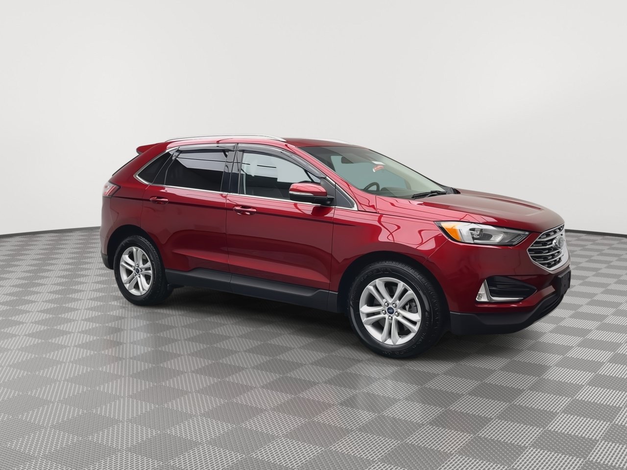 Used 2019 Ford Edge SEL w/ Cold Weather Package AWD/4WD image 42