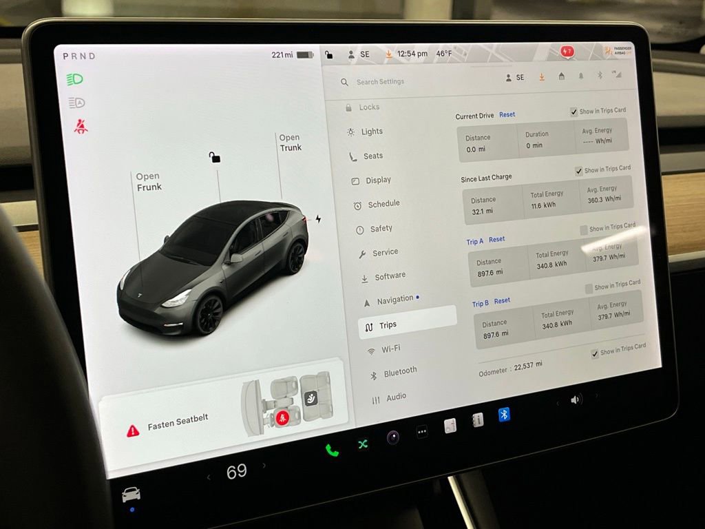 Used 2020 Tesla Model Y Long Range image 28