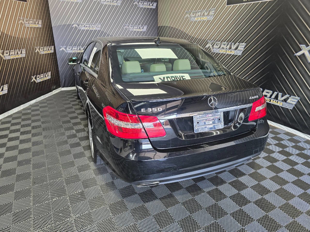 Used 2012 Mercedes-Benz E 350 4MATIC Sedan image 10