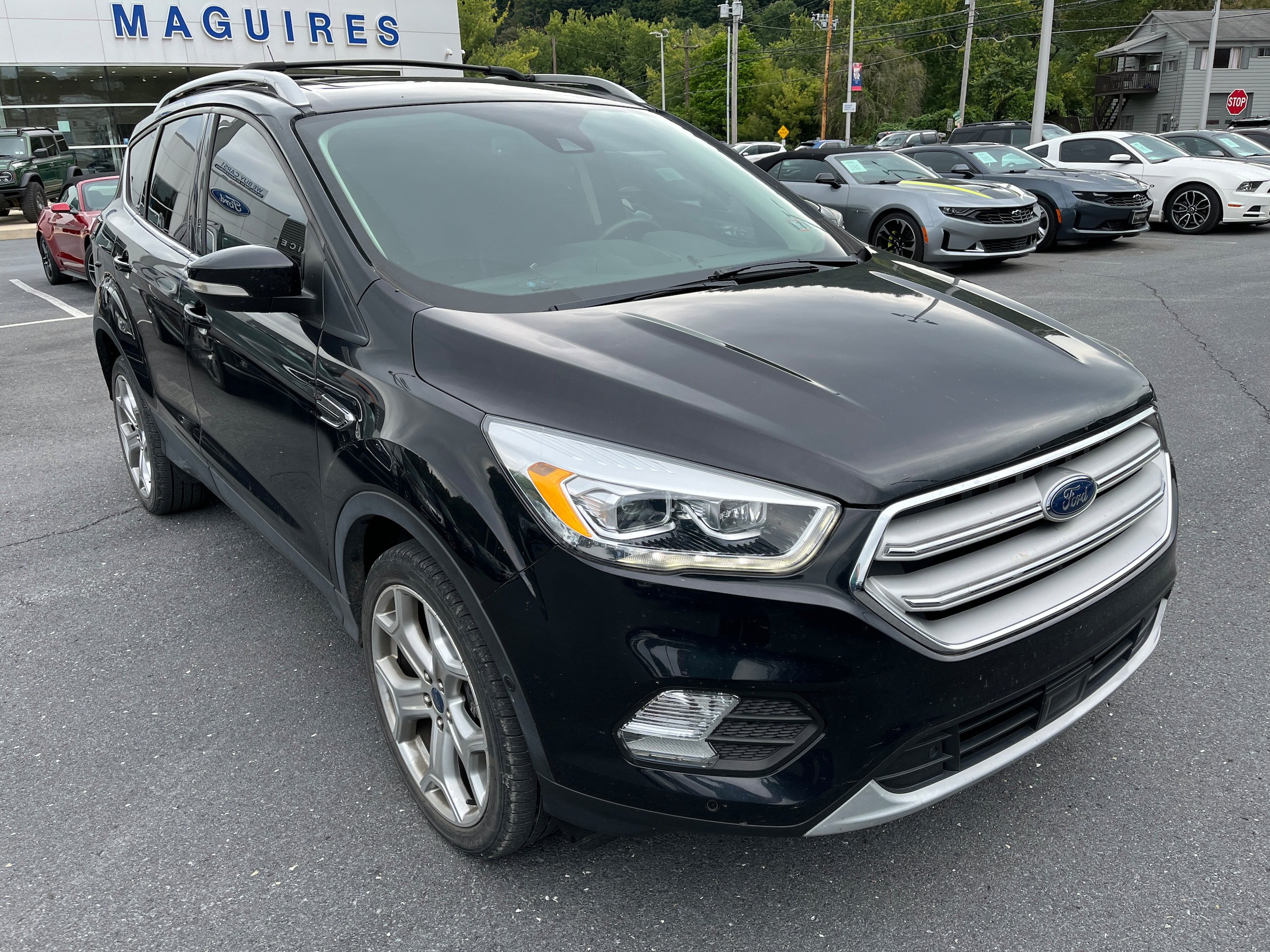 Certified 2019 Ford Escape Titanium AWD/4WD image 4