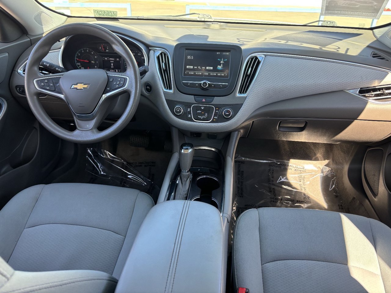 Used 2018 Chevrolet Malibu LT FWD image 13