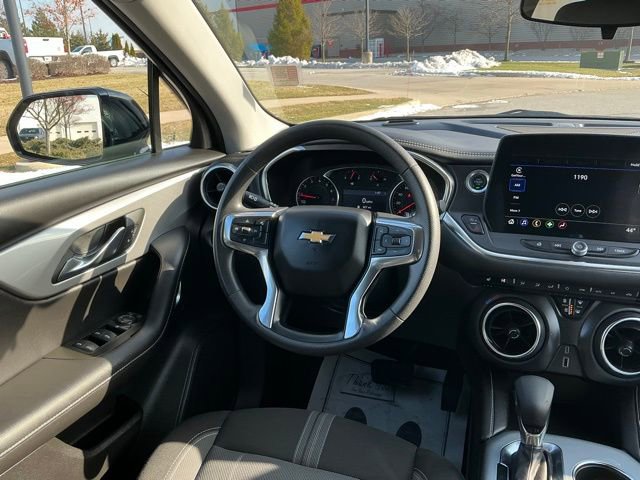 Used 2025 Chevrolet Blazer LT image 24