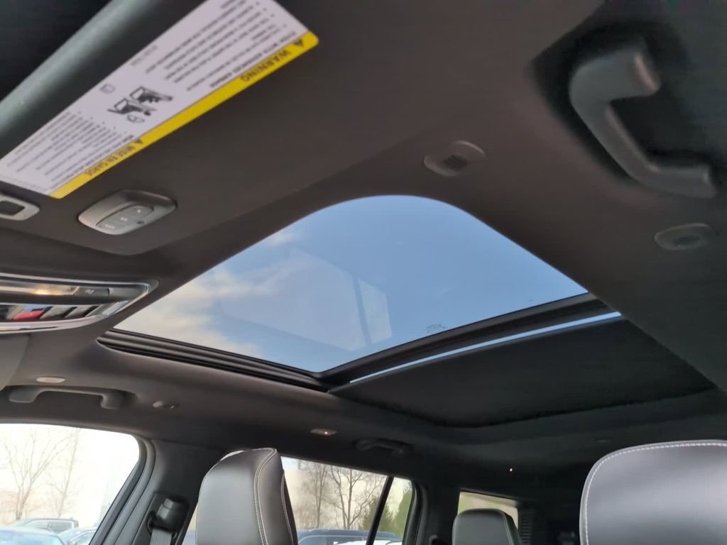 New 2025 Jeep Grand Cherokee L Overland image 30